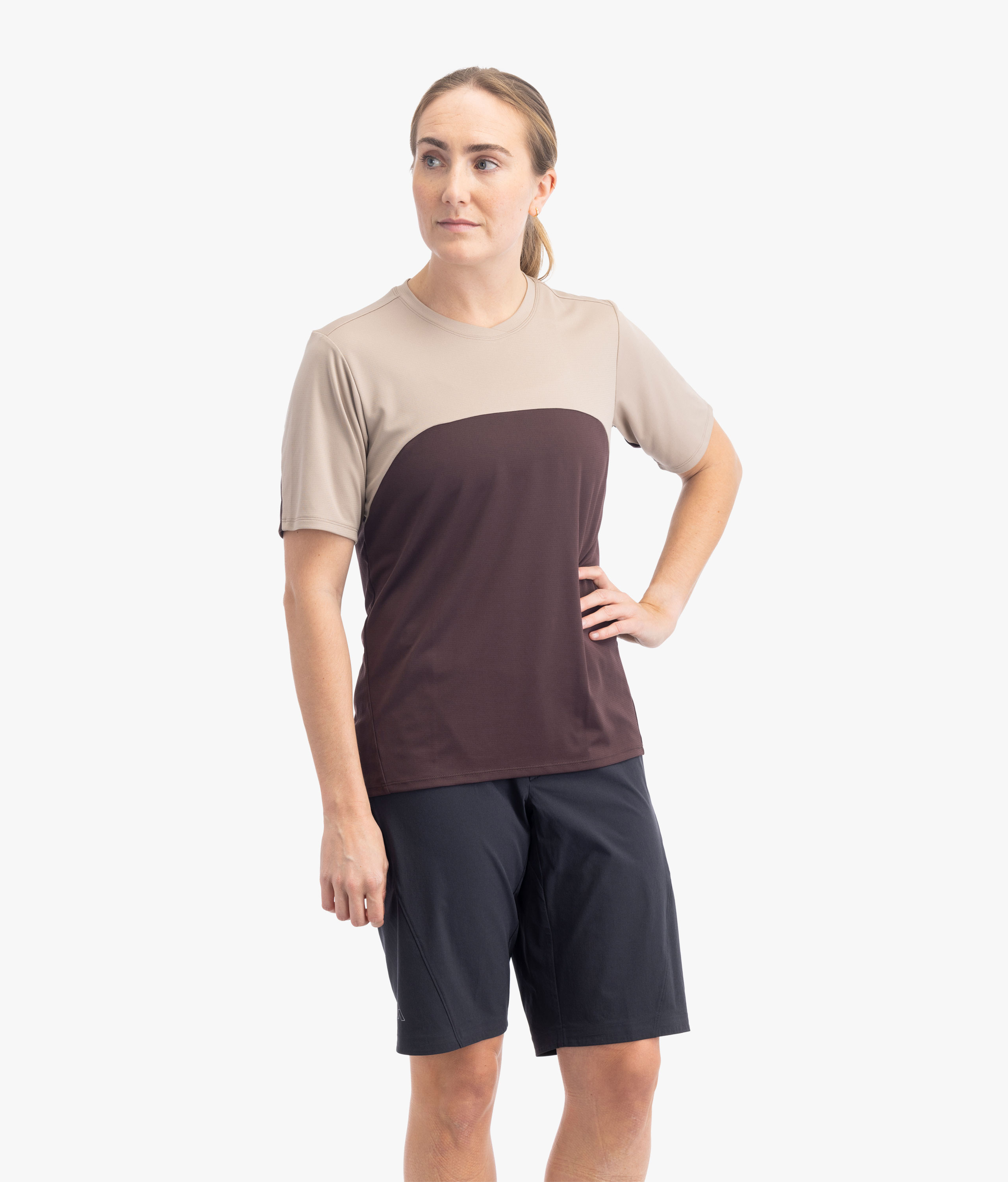 Women's Farside Short 8