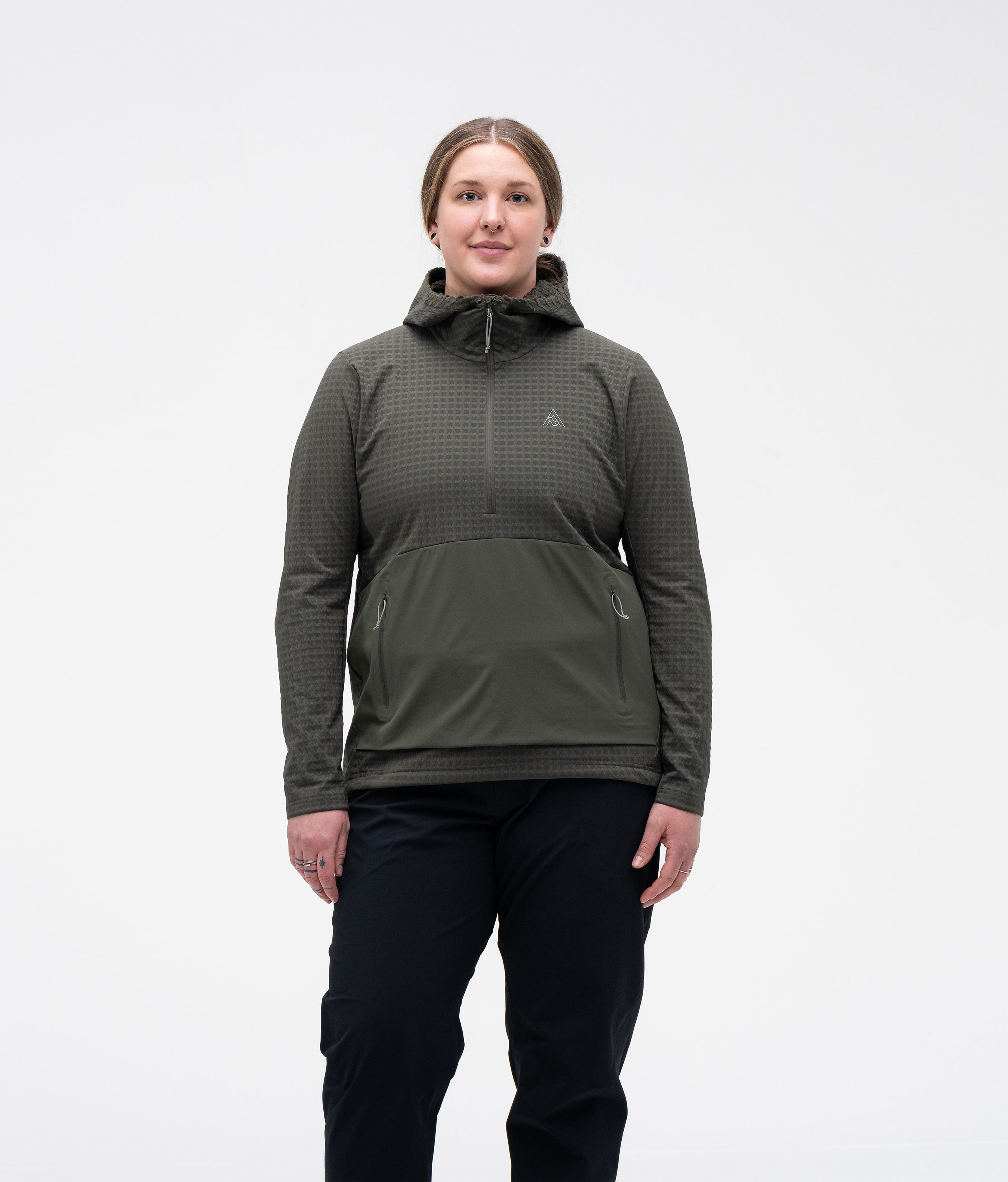 Chilco-Anorak-Womens_Dark-