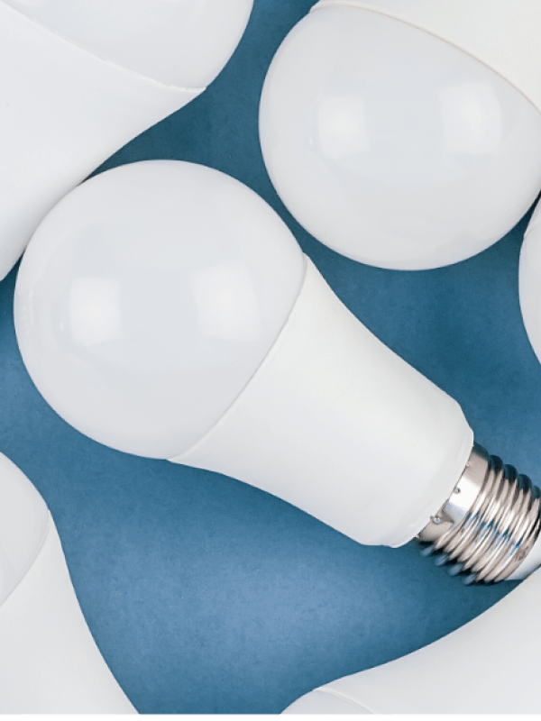 Intelligente Glühbirne vs. Smart Switch vs. Unterputz-Smart-Relaisschalter