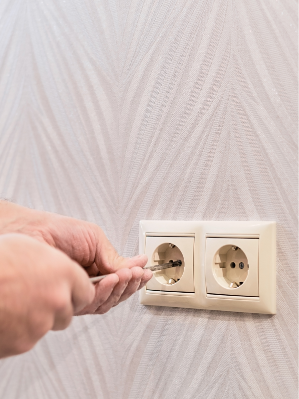 How to Install an Electrical Outlet: Lower Your Cost with Smart Outlet