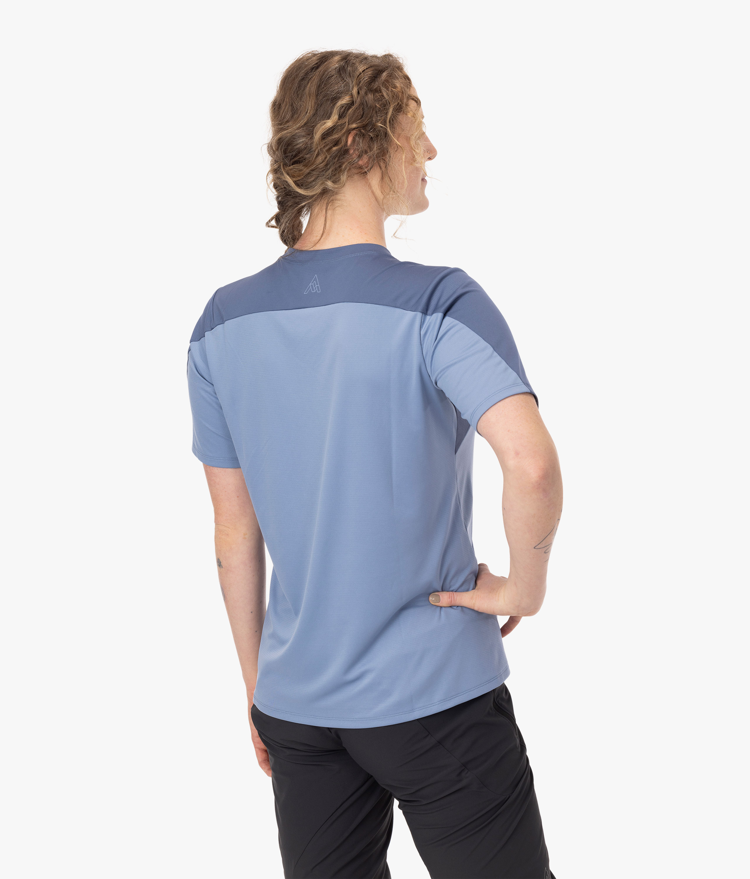 メリノウール混ロングスリーブジャージ【CALLAGHAN MERINO